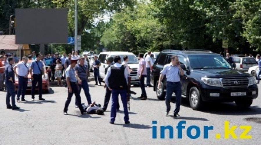 МВД: алматинский стрелок убивал полицейских из чувства мести