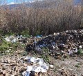 Свалка мусора у реки Быструха. По дороге к кладбищу Белкино