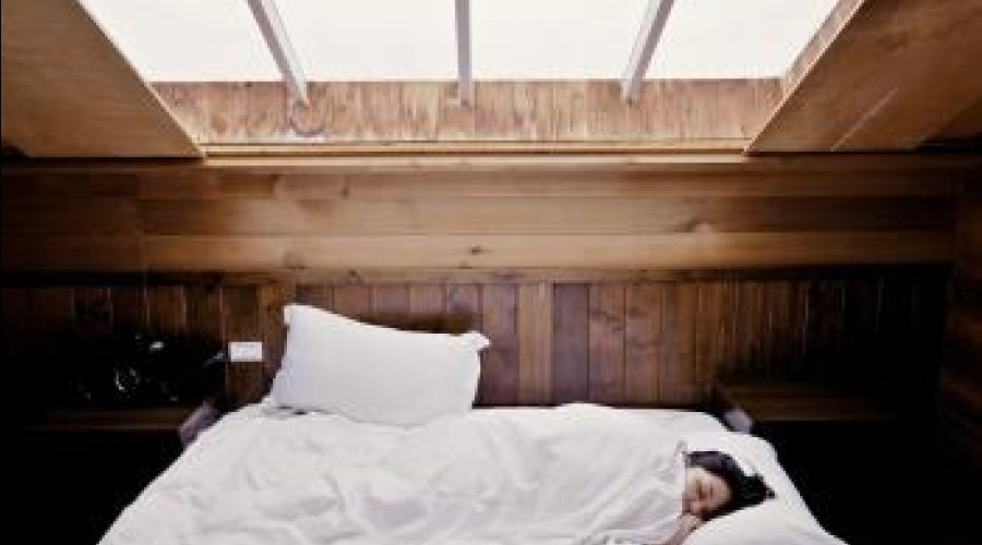 Почему спать менее 6 часов опасно для здоровья