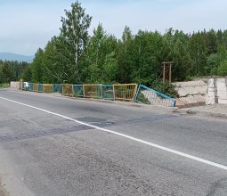 Мост через Громотуху (Бормост) опасен для пешеходов