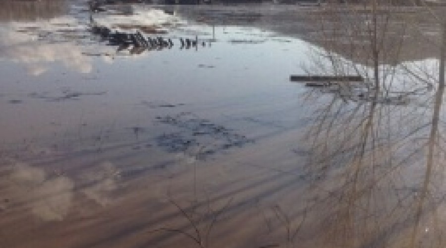 В ВКО из-за разрушения моста через Бухтарму Зыряновск оказался отрезан от «большой земли»