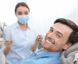Выбираем услуги профессиональной стоматологической клиники