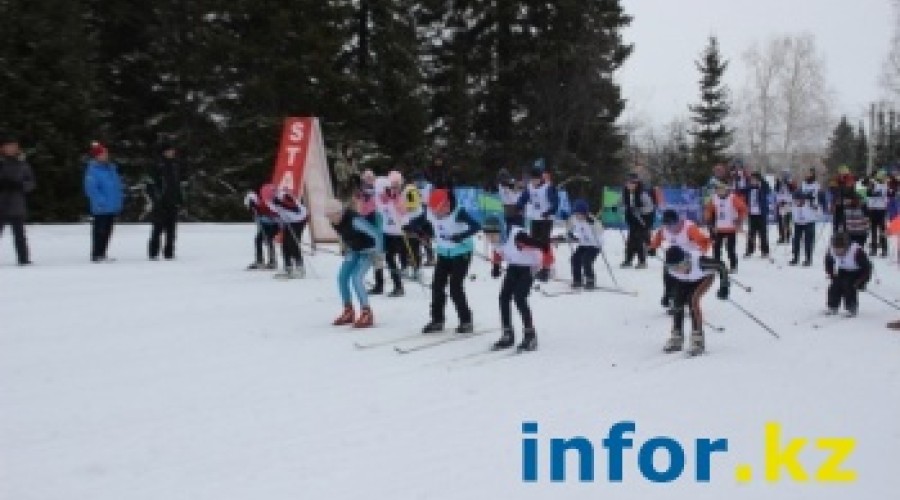 В ВКО прошел марафон, где на лыжи встали 260 восточноказахстанцев