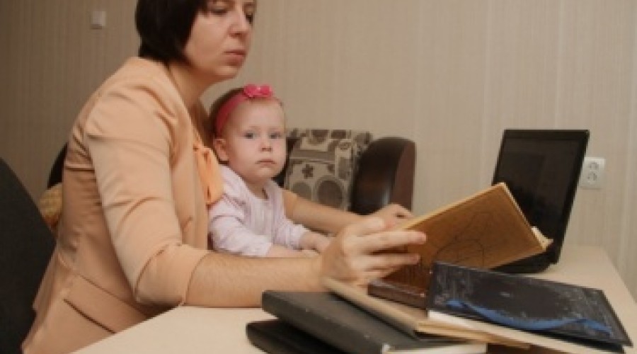 В Казахстане для женщин и семей с детьми пересмотрят нормы Трудового кодекса