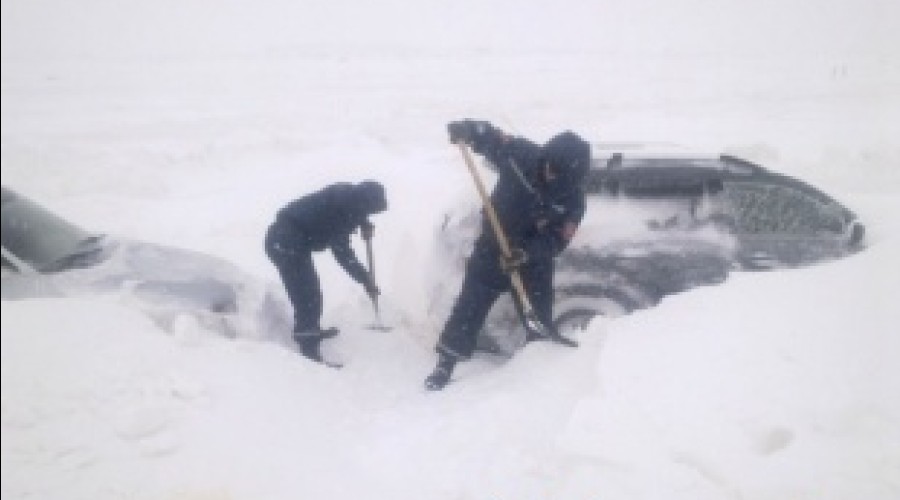 В ВКО из снежных заносов вызволили 152 человека