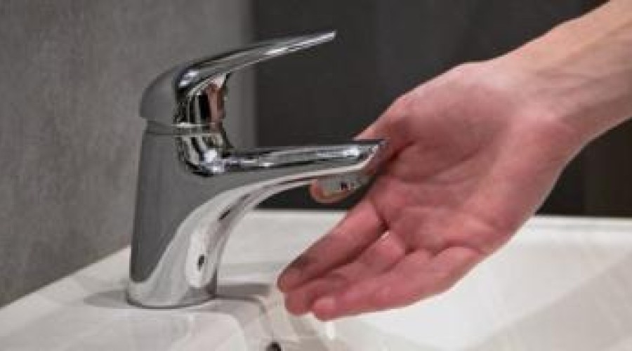 [ОБНОВЛЕНО+ВИДЕО] В Риддере замерз водопровод: жители третий день без воды