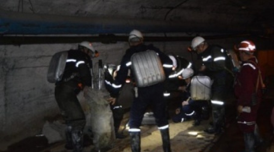 Тяжелые травмы получил шахтер при обрушении части горной массы в Риддере