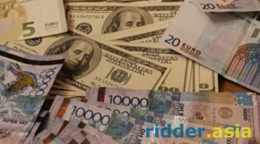 Нацбанк изменил правила установления официального курса тенге к иностранным валютам