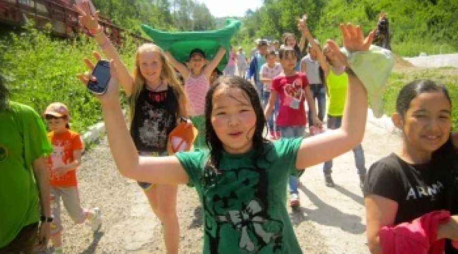 В Восточном Казахстане на лето детям предлагают отдых в юртах и палатках