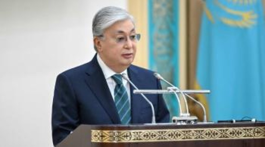 Токаев: Стране нужны партии, которые умеют защищать интересы людей. 26 января Президент Казахстана Касым-Жомарт Токаев выступает на заседании Сената Парламента.