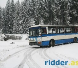 Пассажиры застрявших под Змеиногорском рейсовых автобусов смогли продолжить путь в Усть-Каменогорск