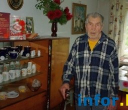 90-летний ветеран войны ходит по соседям за едой