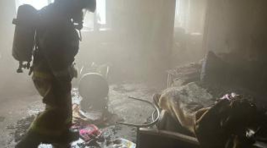Невыключенные электроприборы привели к пожару в Риддере