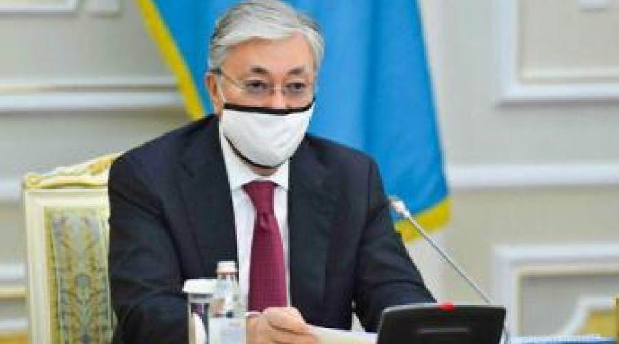 Президент Казахстана привился вакциной «Спутник V»