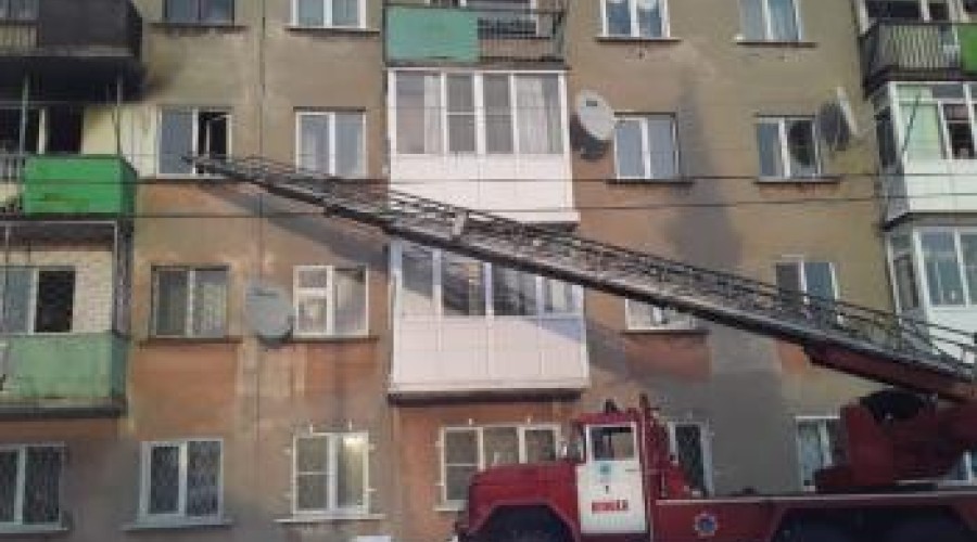 Риддерчанин пострадал при пожаре в многоэтажке