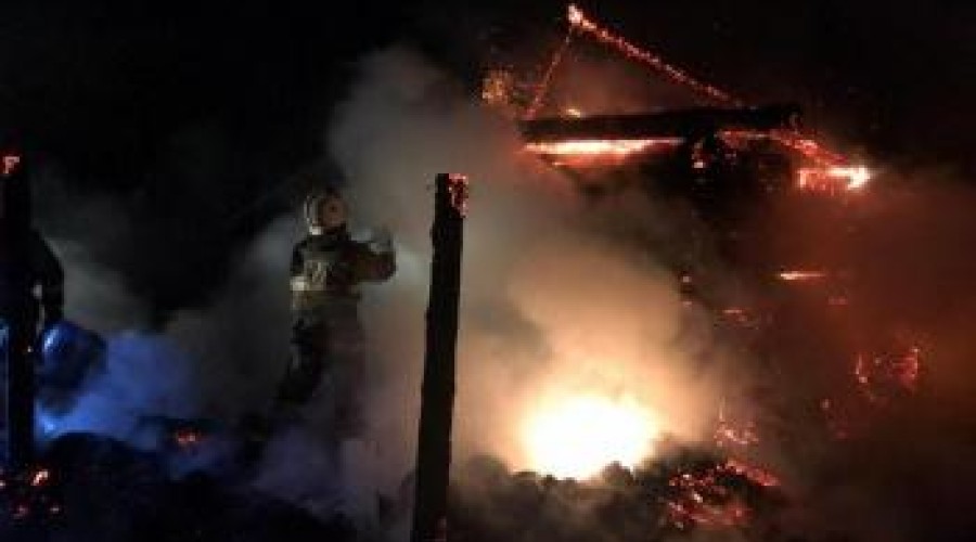 Полмиллиона тенге вернул пожарный хозяину сгоревшей бани в Риддере