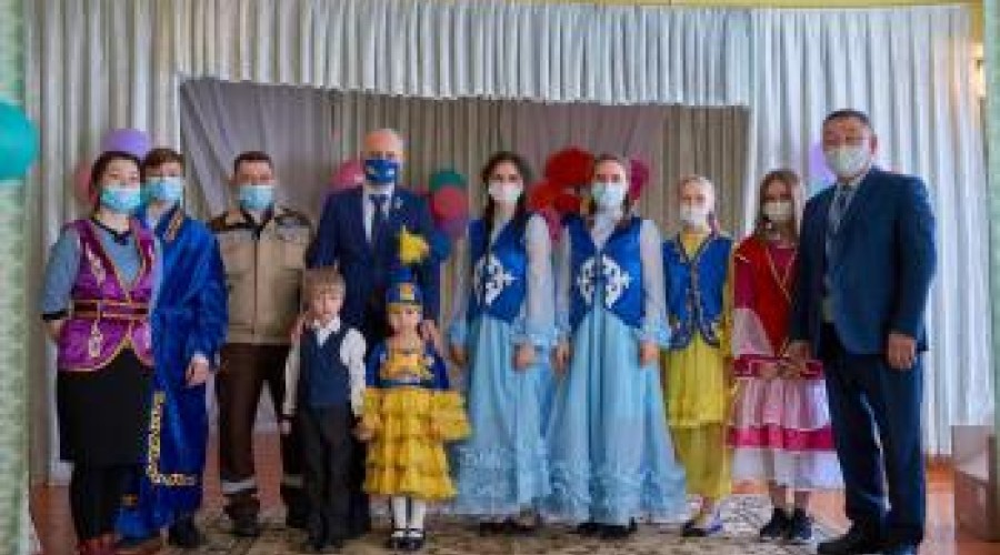 Казцинковцы поздравили детей и ветеранов с Наурызом
