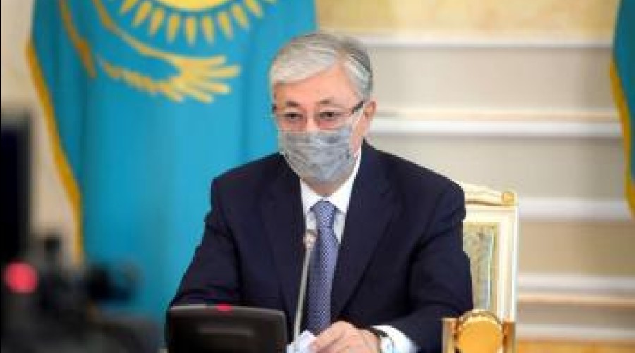 Токаев: Режим карантина продлевается до конца июля, нуждающимся выплатят по 42 500 тенге