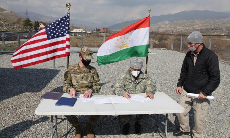 Таджикистан расширяет военно-политическое сотрудничество с США в Центральной Азии и Афганистане
